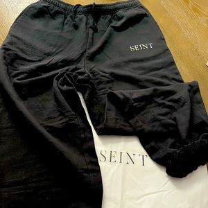 SEINT Box Joggers NWT size Medium